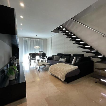 Penthouse In Elche Appartement Buitenkant foto